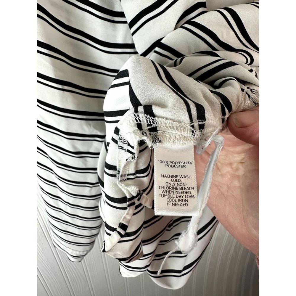 Loft Stripe Blouse Black and White Size LP - Picture 4 of 5